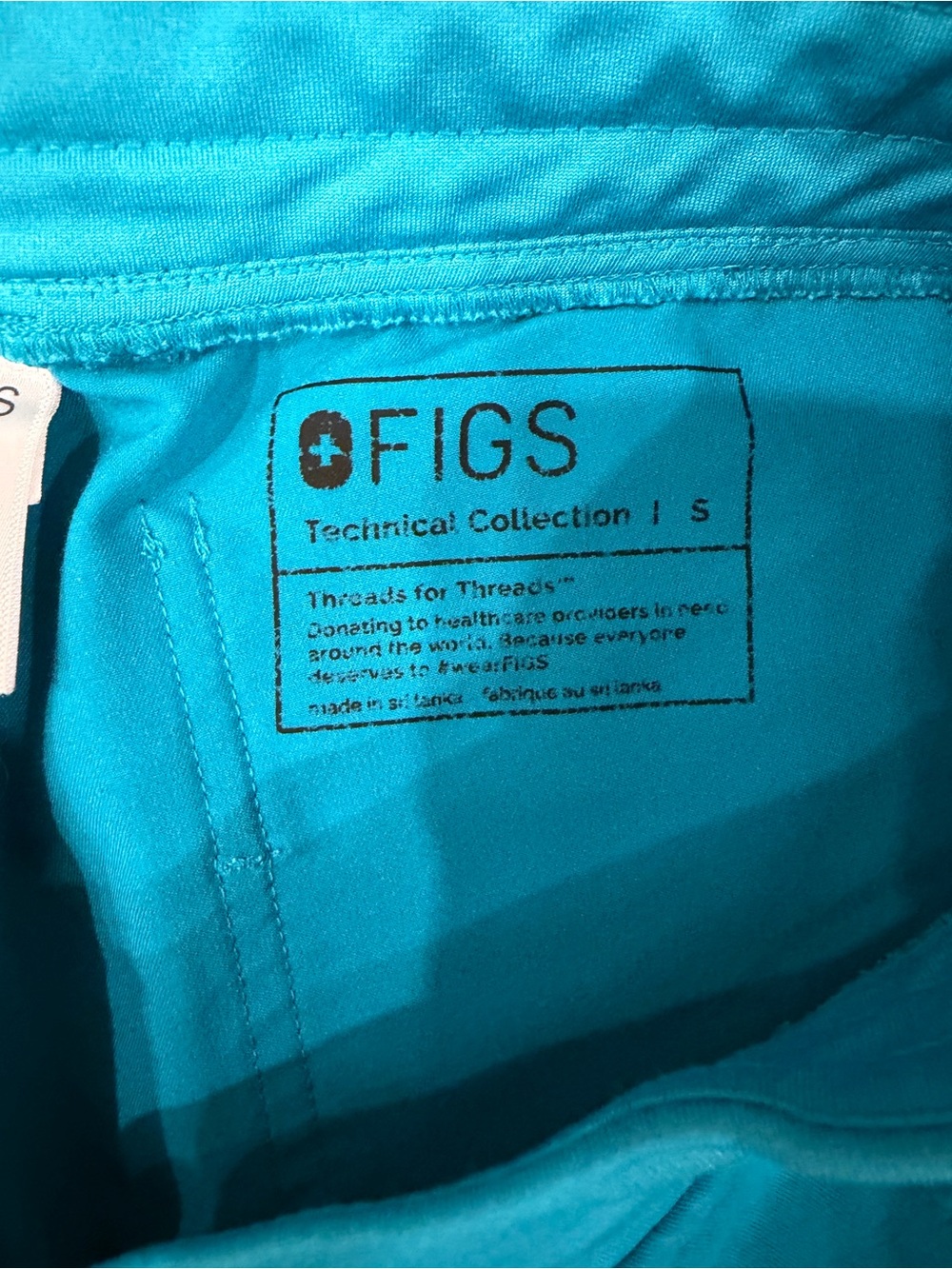 Figs Scrub Set Rafaela Top & Zamora Bottoms - Teal Blue - Picture 12 of 14
